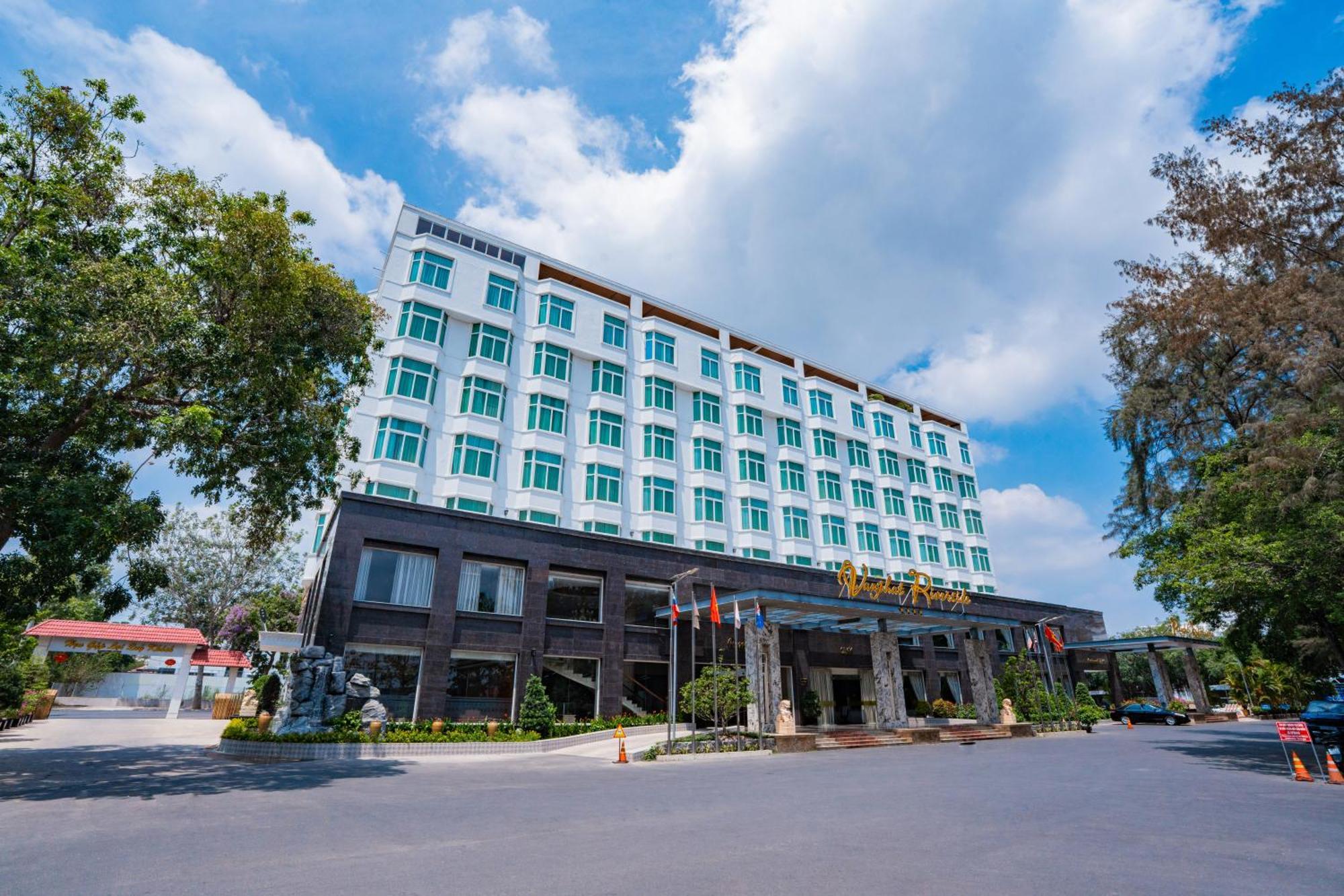 Vạn Phát Riverside
