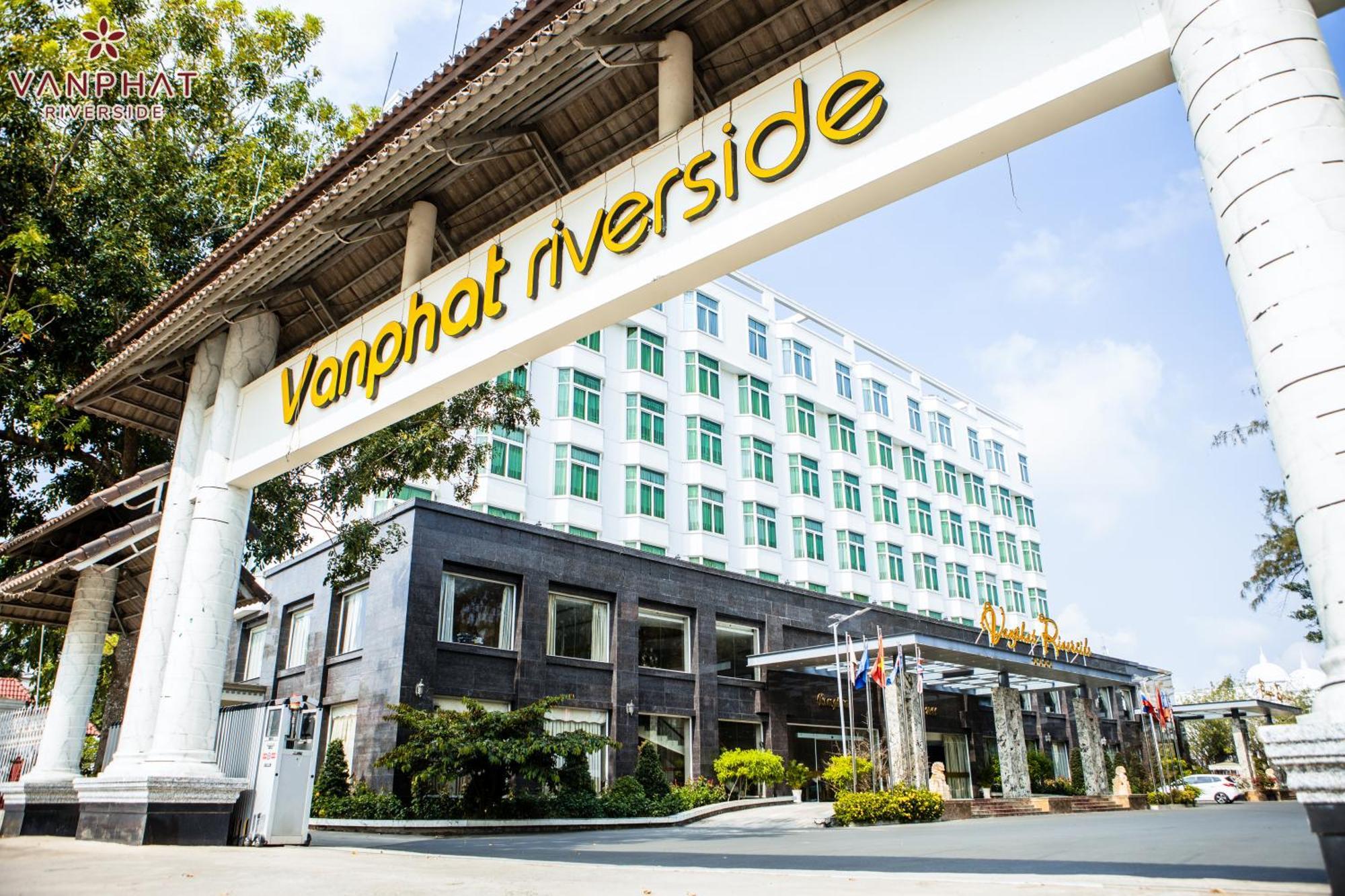 Vạn Phát Riverside