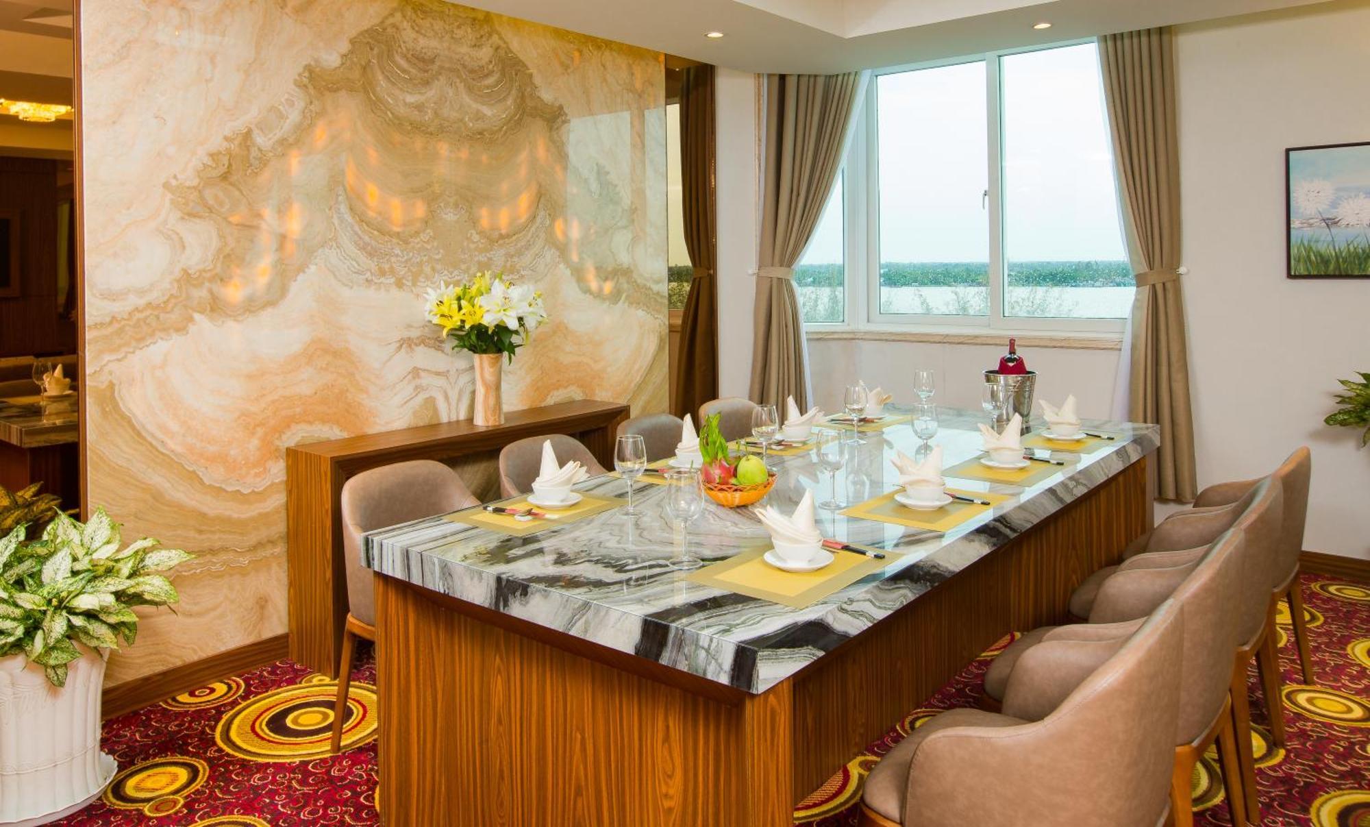 Vạn Phát Riverside Cần Thơ